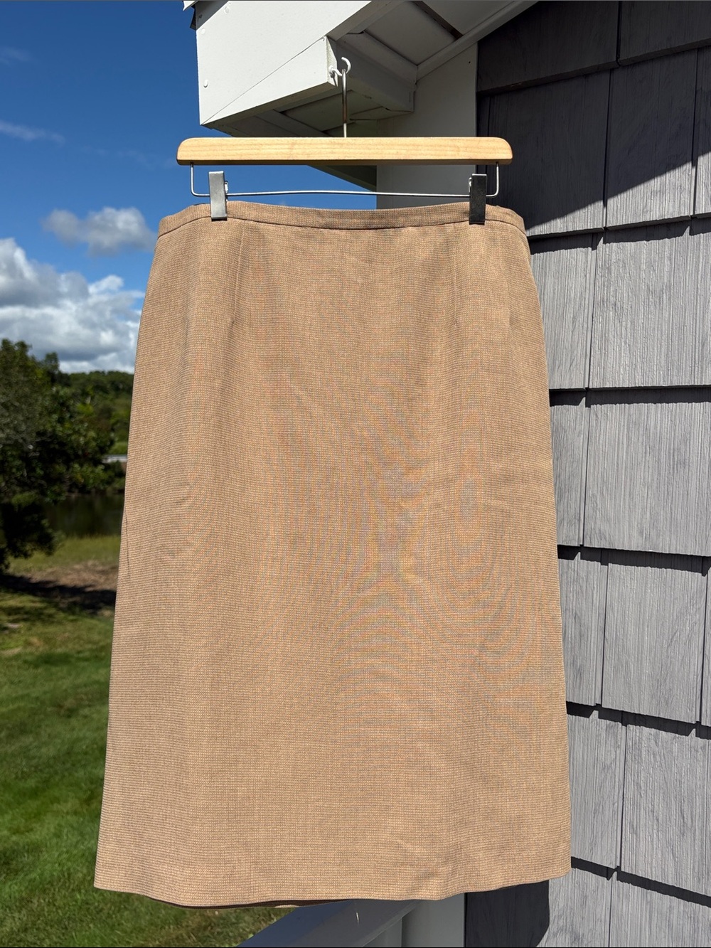 harve benard Vintage Tan Straight Skirt Size 14 Great Condition